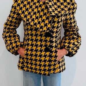 Elegant Mustard and Black Houndstooth Pea Coat - Size Medium
